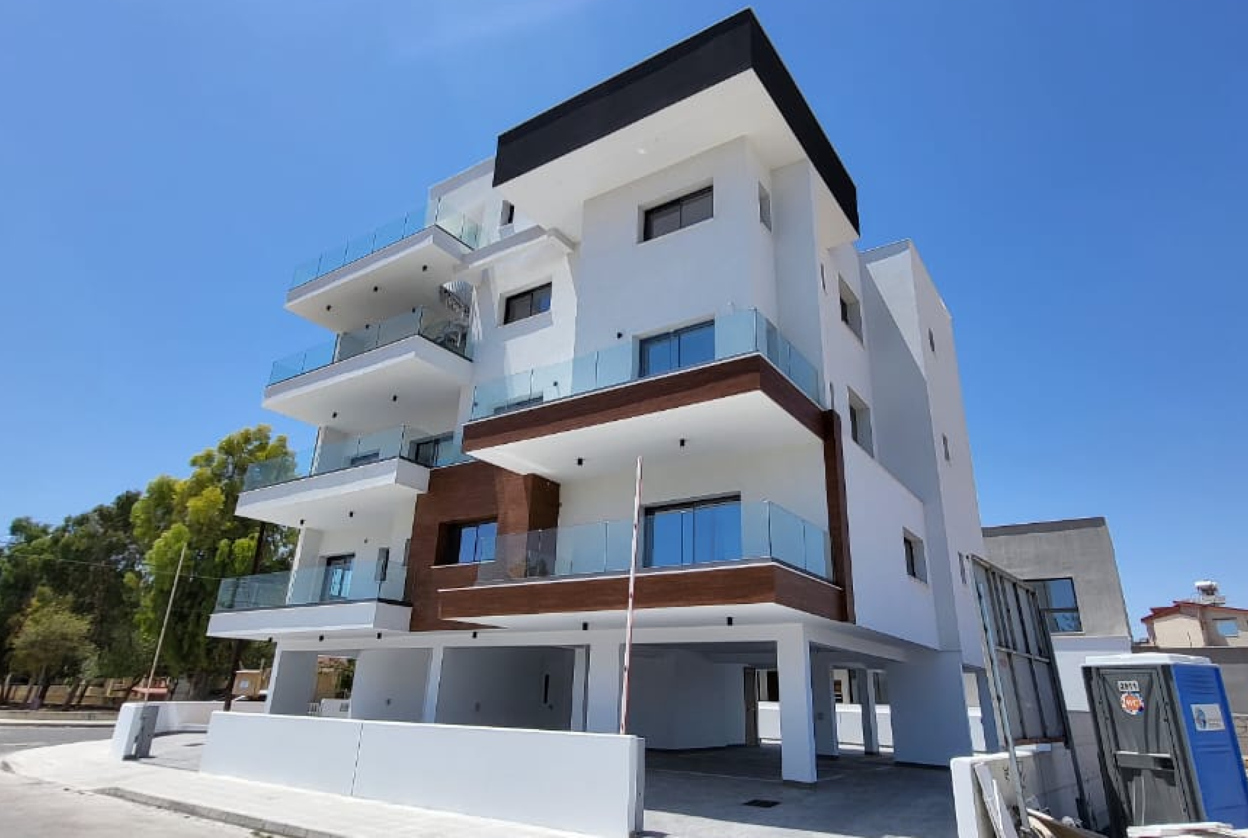 Plus 39 Residence — view 1